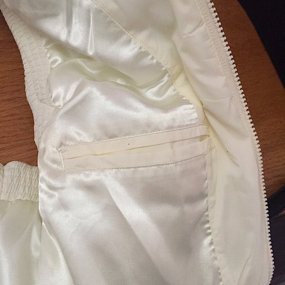 Indira Powder Room Puffy Fur Vest - Picture 13 of 14